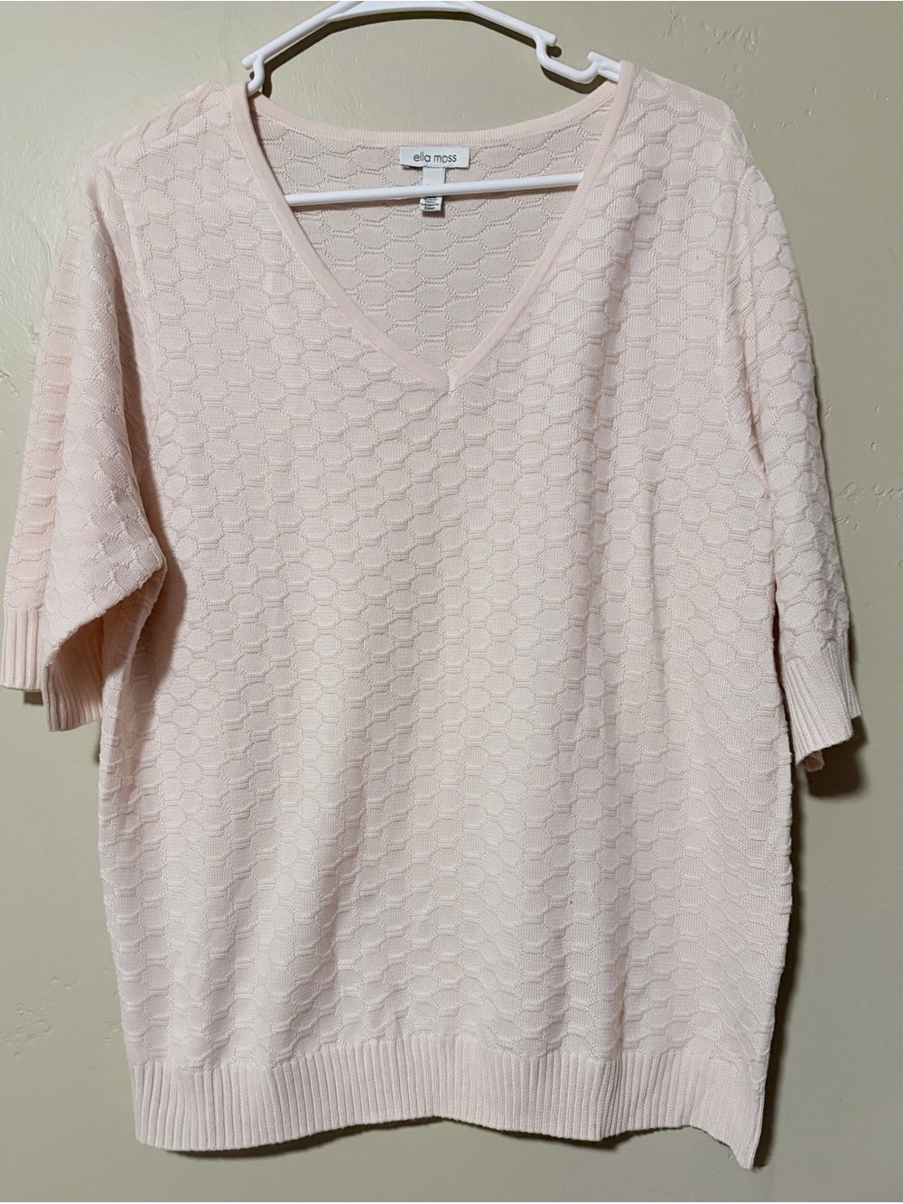 Ella Moss Pale Pink V-Neck Short Sleeve Textured Sweater